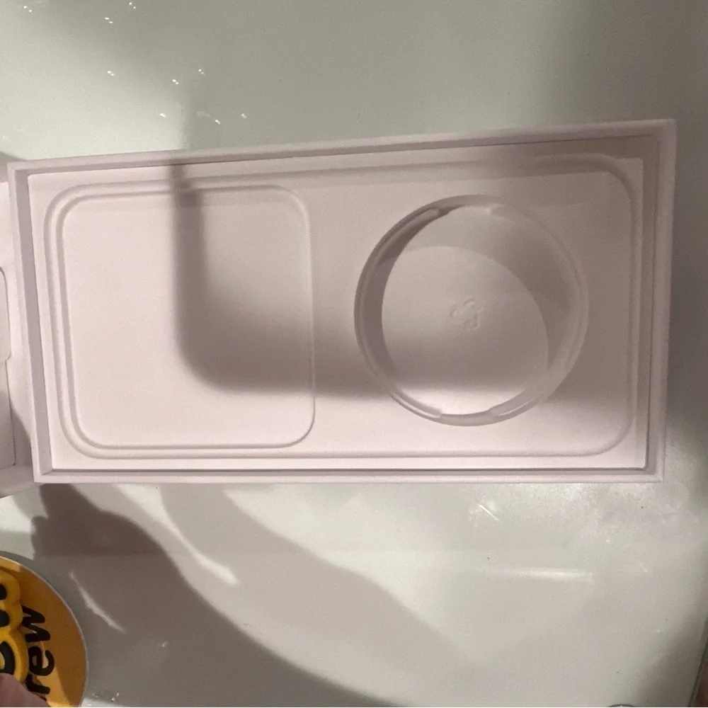 iPhone 14 Pro Max Box